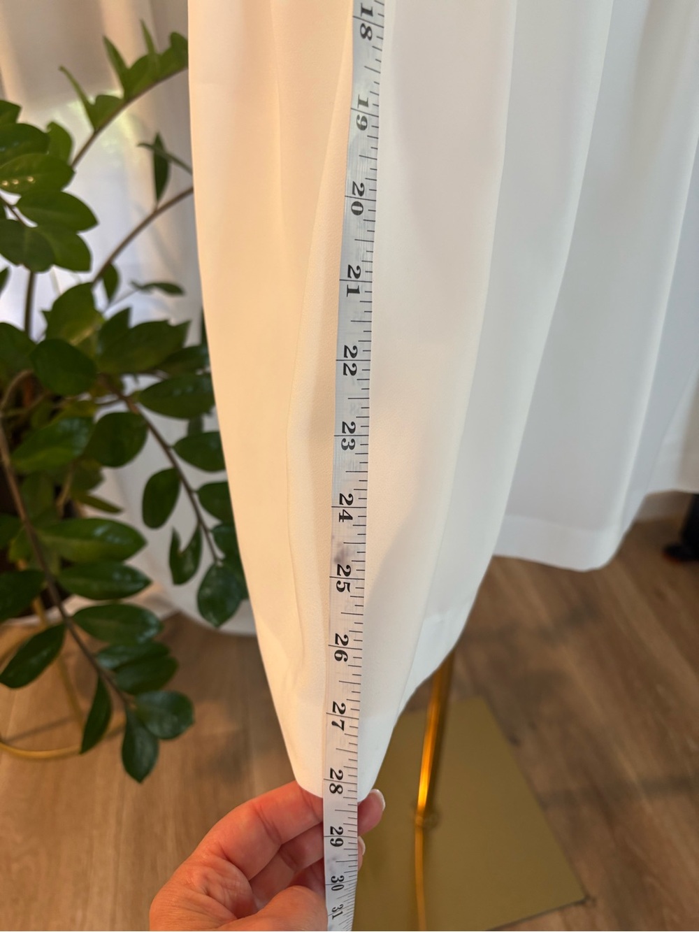 Calvin Klein White Pleated Midi Skirt - Picture 4 of 7